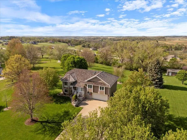 22488 Meadowview Pkwy, Council Bluffs, IA 51503