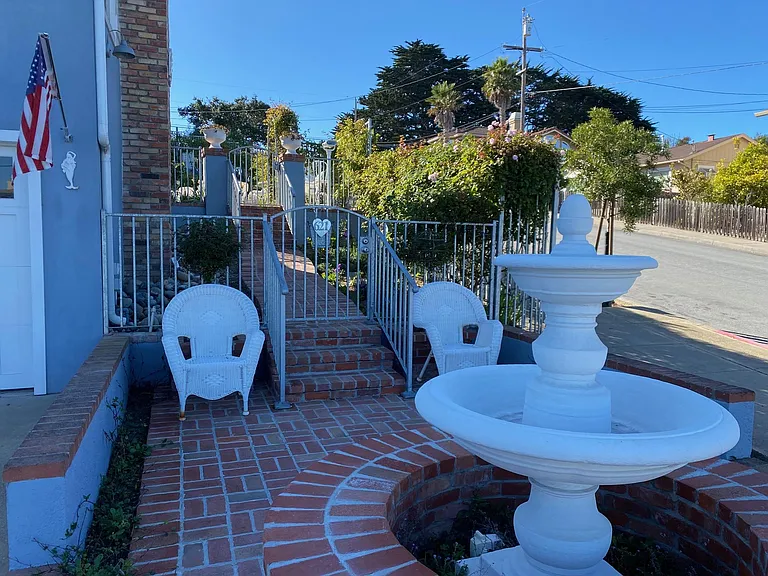 Front Patio to enjoy Ocean Views