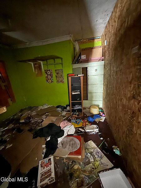 5th image of 140 Co Rd 21