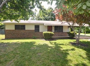 46 Greenview Dr, Jackson, TN 38305