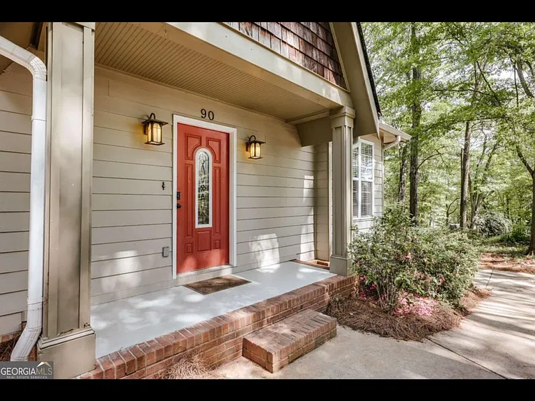 90 Hart Ave — Photo 42