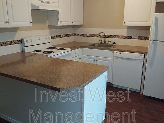 3rd image of 2904 E 16th St