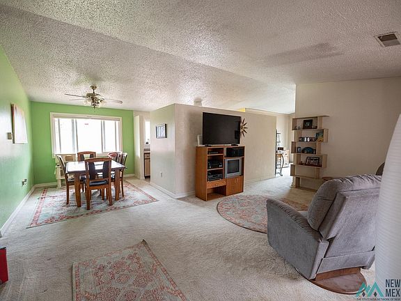 2nd image of 829 Mount Taylor Ave