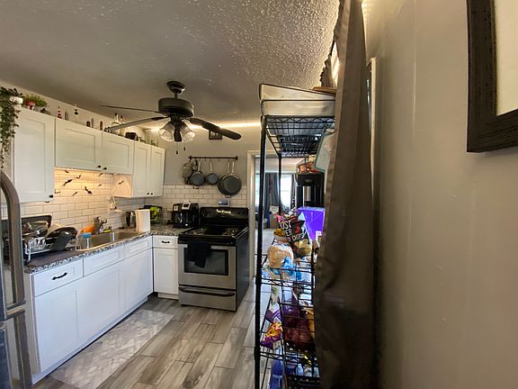 2nd image of 416 Ann Ave