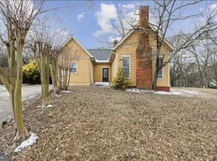 4402 Oak St, Oakwood, GA 30566