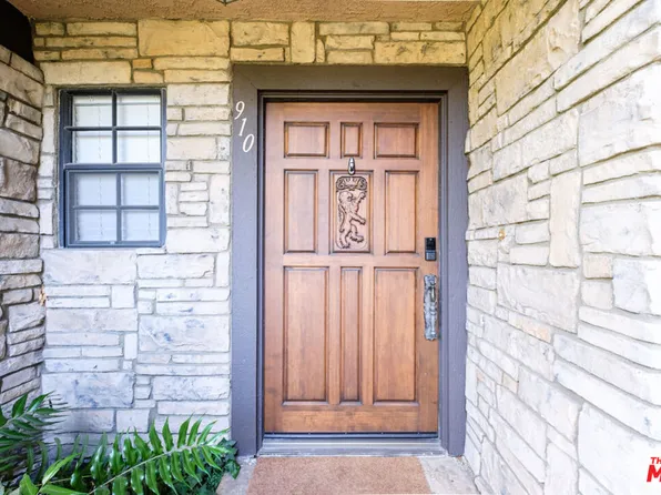 910 N Monterey St, Alhambra, CA 91801