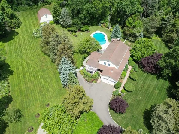 10 Ryders Lane, Wilton, CT 06897