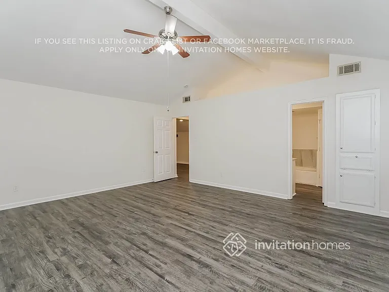 4854 Flat Creek Dr — Photo 10