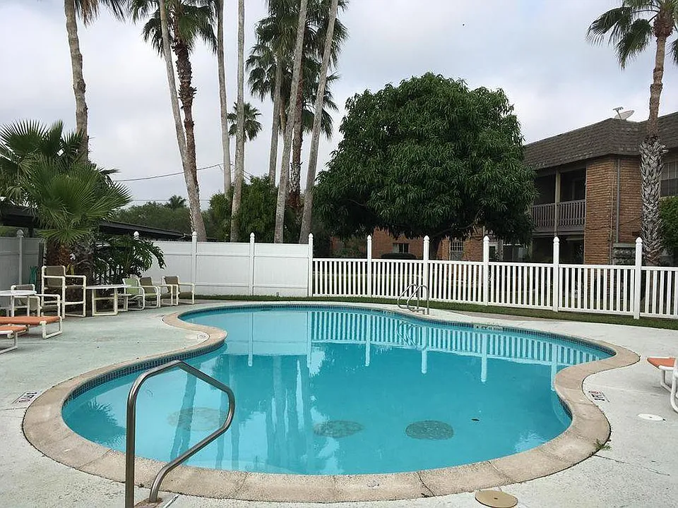815 Santa Isabel Blvd #D3