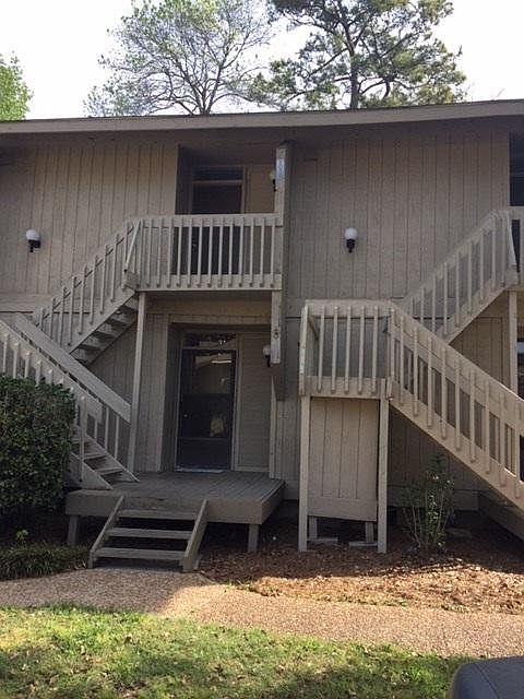 1st image of 2036 Seacliff Dr N