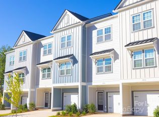 3018 Butler Hill Dr, Matthews, NC 28105