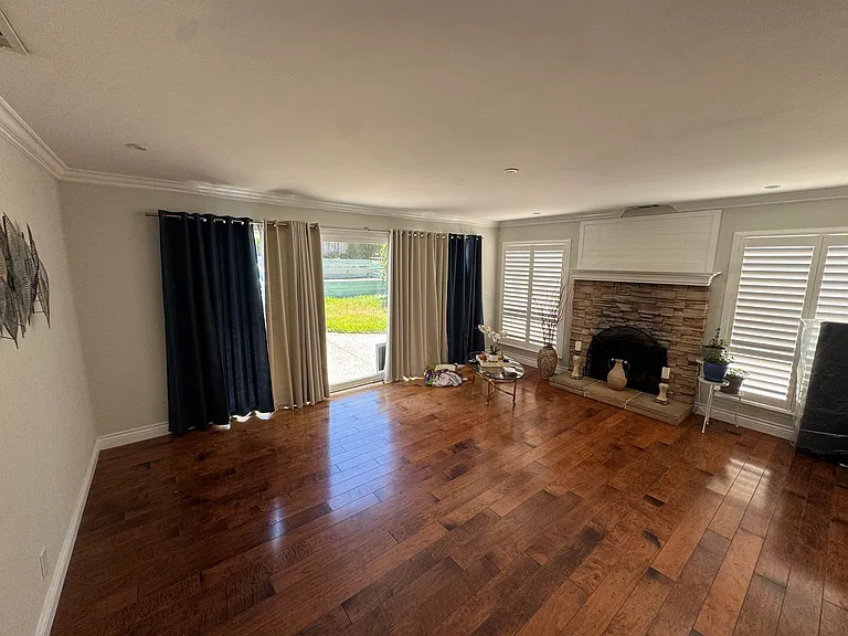 1250 Cape Cod Way — Photo 11