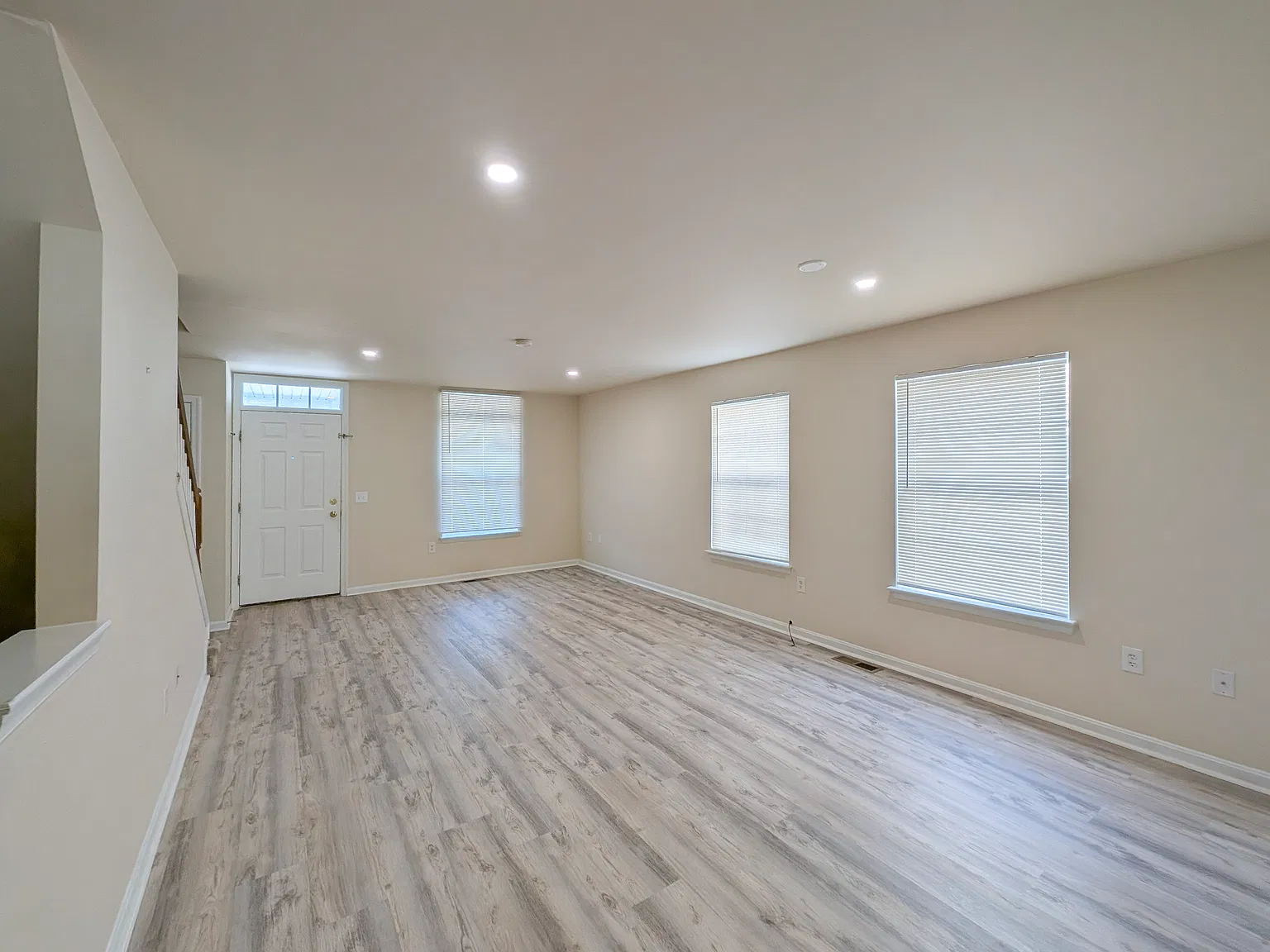 5 bed, 1772 sqft, $2,150 — Photo 4