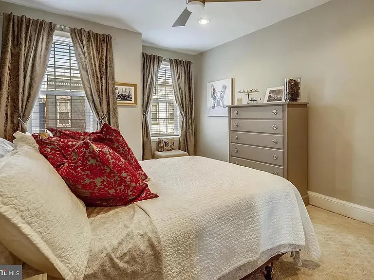 1253 Wylie St NE — Photo 20