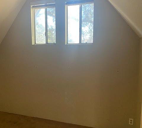 4th image of 16708 Oak Way Ln