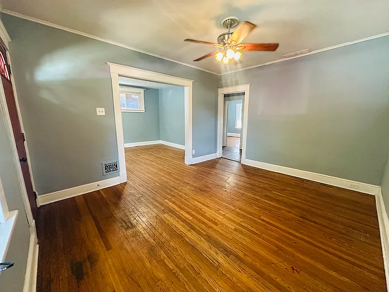 3642 Montana St — Photo 3