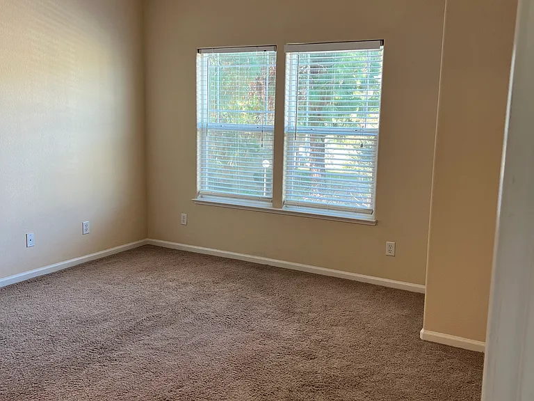 4200 San Jeronimo Ter — Photo 24