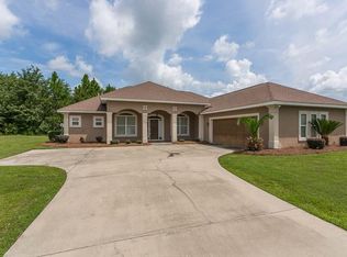 26 Superior Dr, Brunswick, GA 31523
