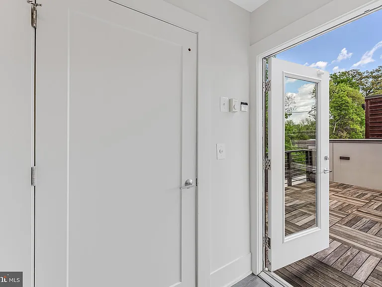5125 Willet Bridge Rd — Photo 32