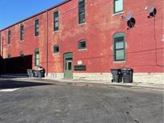 2nd image of 113 N Harrison St APT 3