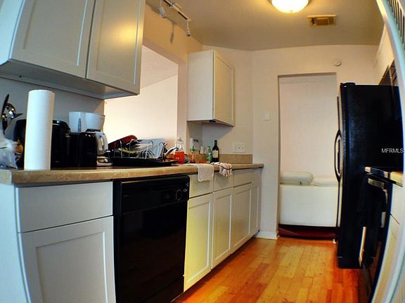2nd image of 208 Clemens Ct #1