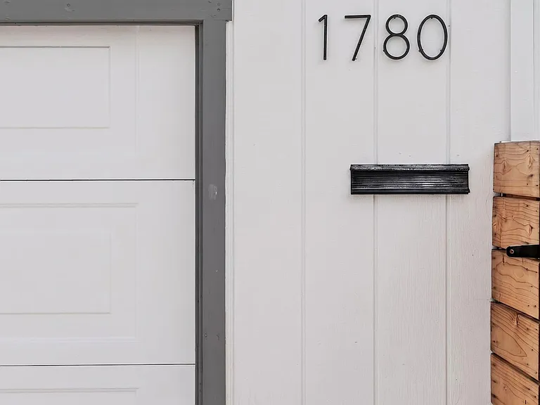 1780 Clayton Way — Photo 2