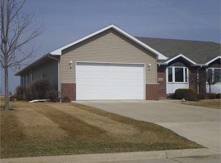 848 Fox Ridge Rd, Dike, IA 50624