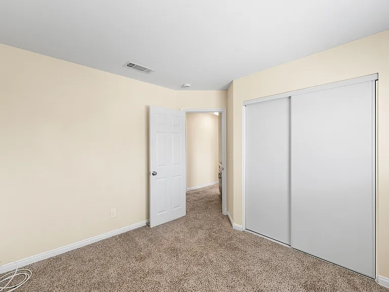 1648 Cactus Dr #D — Photo 24