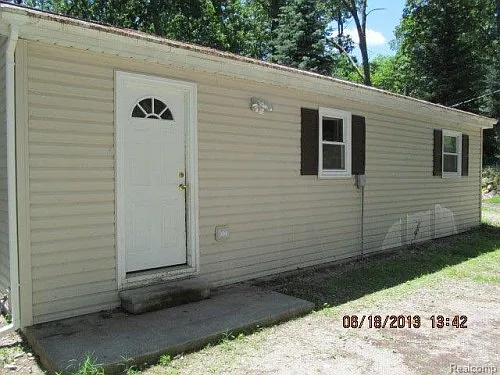 9130 Indian Lake Dr photo 1