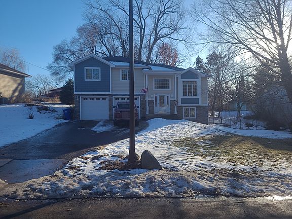 2nd image of 633 Burlington Rd