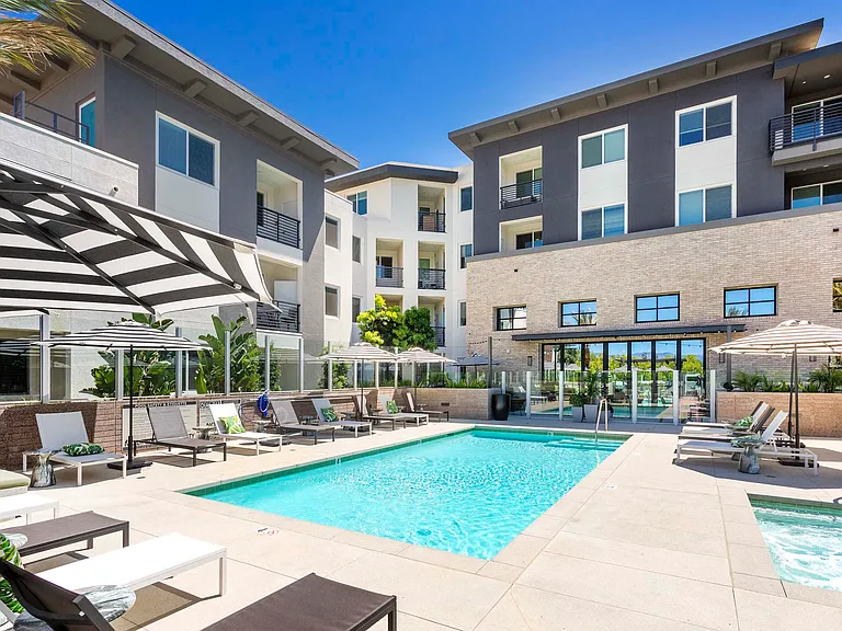 Alexan Noho West — Photo 6