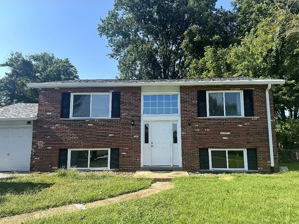 65 Bernie Cir