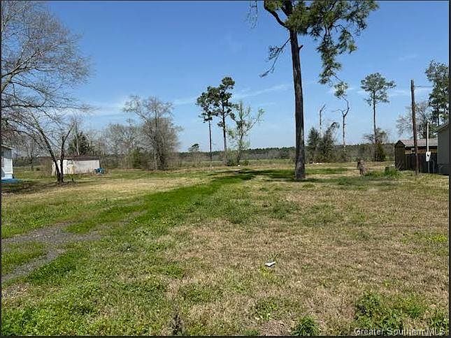 2nd image of 219 Thicket Rd