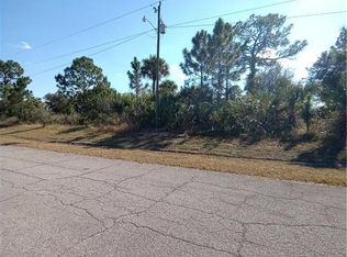 5007 W Hummingbird Dr, Labelle, FL 33935