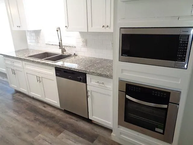 1227 Strawberry Park Ln — Photo 11