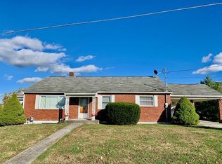 297 Planet Dr, Princeton, WV 24739