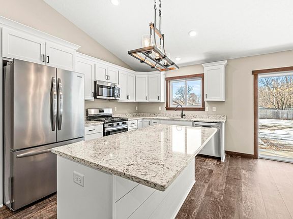 2nd image of 54484 Wexford Dr