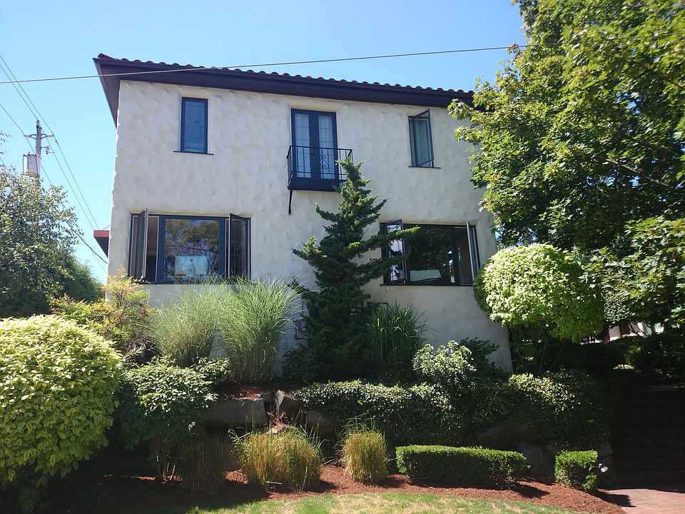 1st image of 2205 Bigelow Ave N