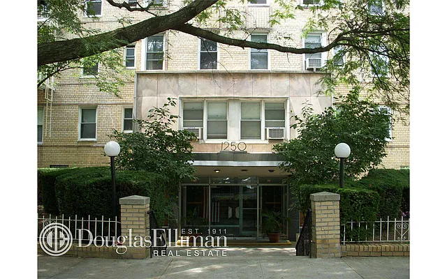 Sold by Douglas Elliman | media 16