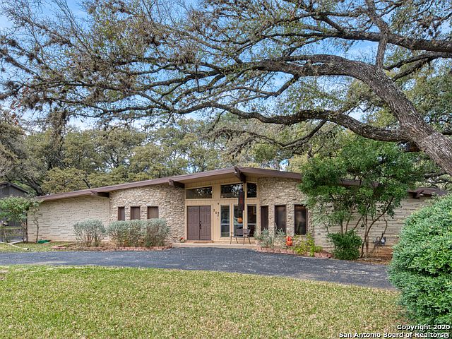 1st image of 202 Yosemite Dr