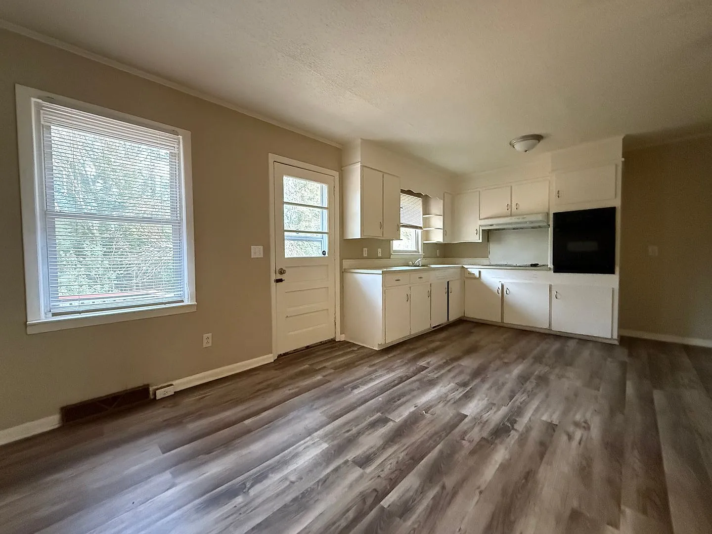 3 Bedroom/1 Bath home for rent — Photo 3