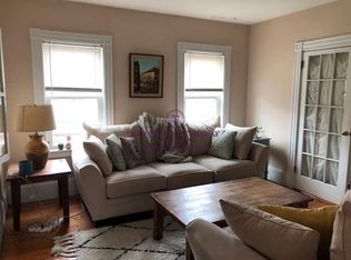 7 Ibbetson St #1, Somerville, MA 02143