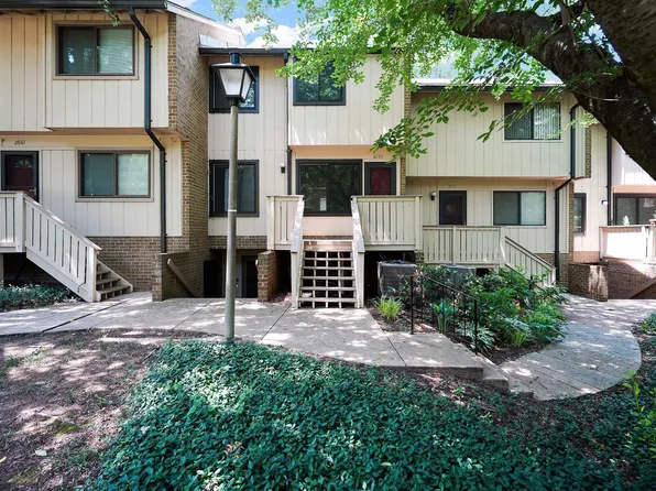 2665 Glengyle Dr #60, Vienna, VA 22181