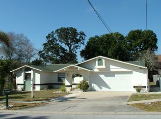 1105 E Lemon St, Tarpon Springs, FL 34689