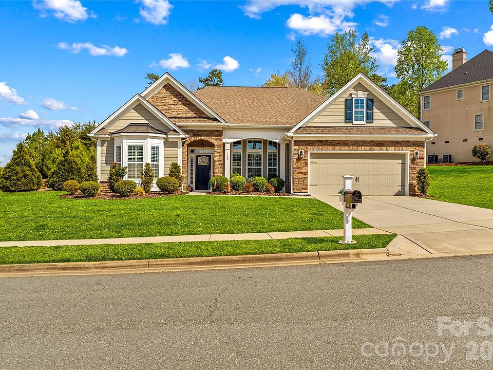 1st image of 198 Hunters Hill Dr
