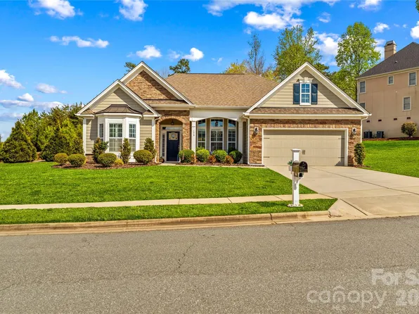 198 Hunters Hill Dr #21, Statesville, NC 28677