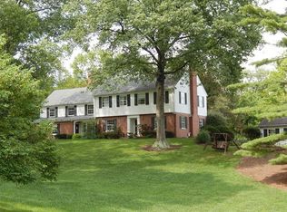 8420 Susann Ln, Cincinnati, OH 45215