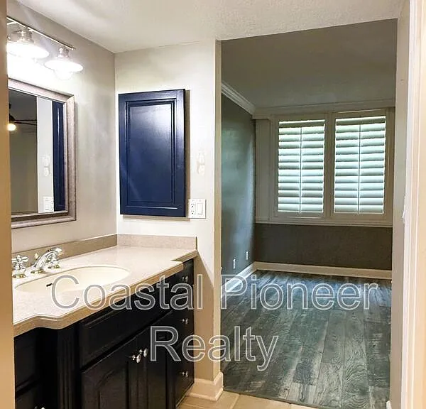 2614 Cove Cay Dr #204 — Photo 19
