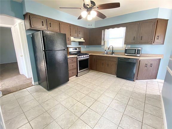 5th image of 5113 Hill St