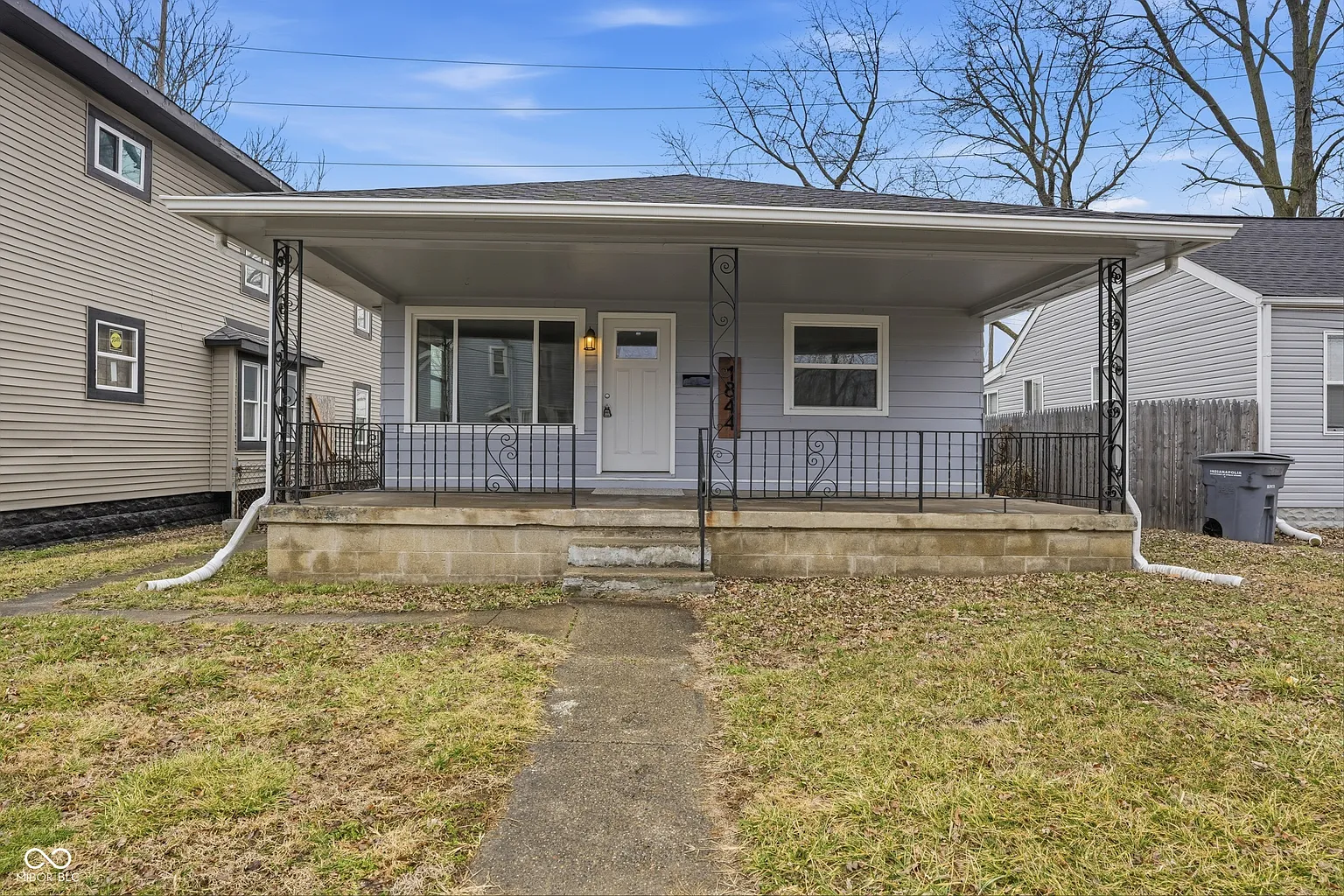 1844 Olive St photo 1